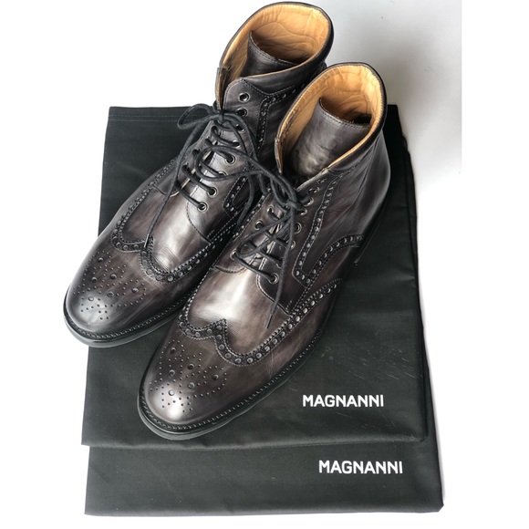 magnanni wingtip boots